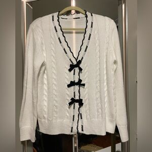 SHEIN White Sweater with Black Velvet Bow Accents (sz S)